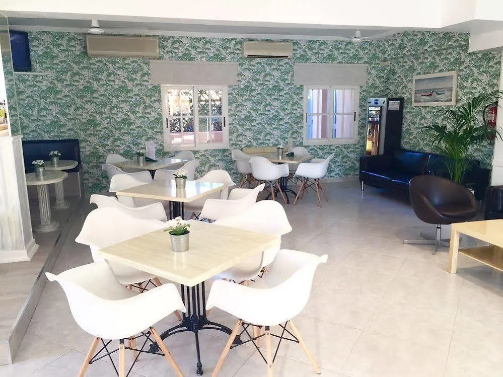 Naika Studios & Apartments Palmanova
