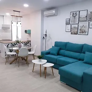 https://la-bella-daniela-apartamento.es-andalucia.com